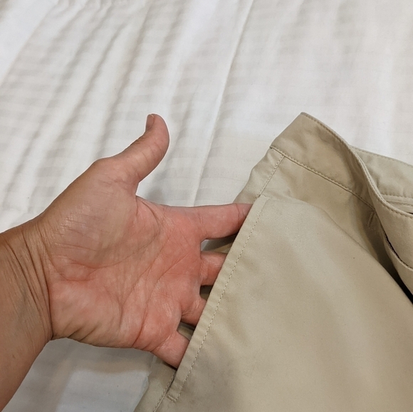 st. Aumont shorts size 8 - Picture 3 of 5